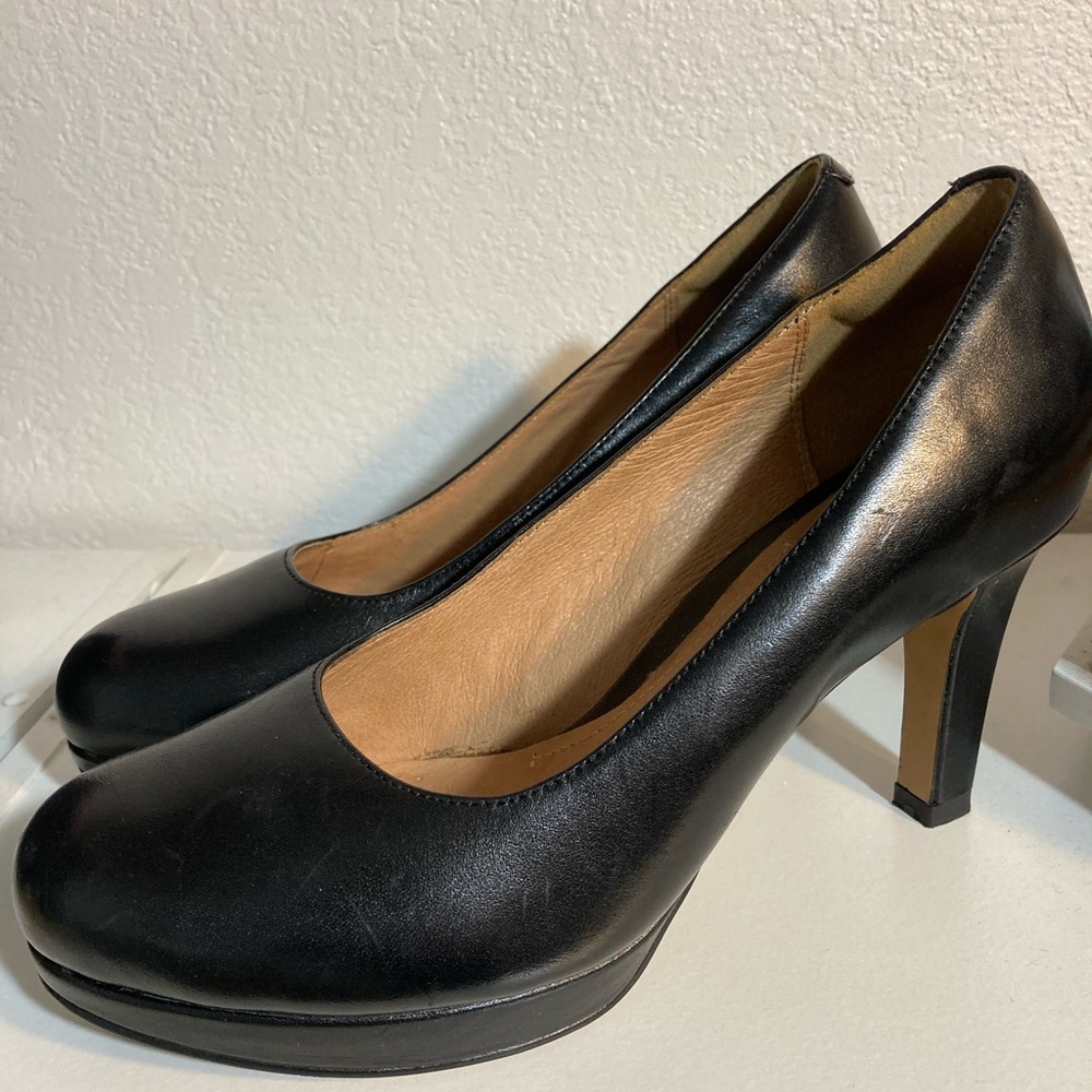 Clarks Black Delsie Bliss Pumps comfort work heels